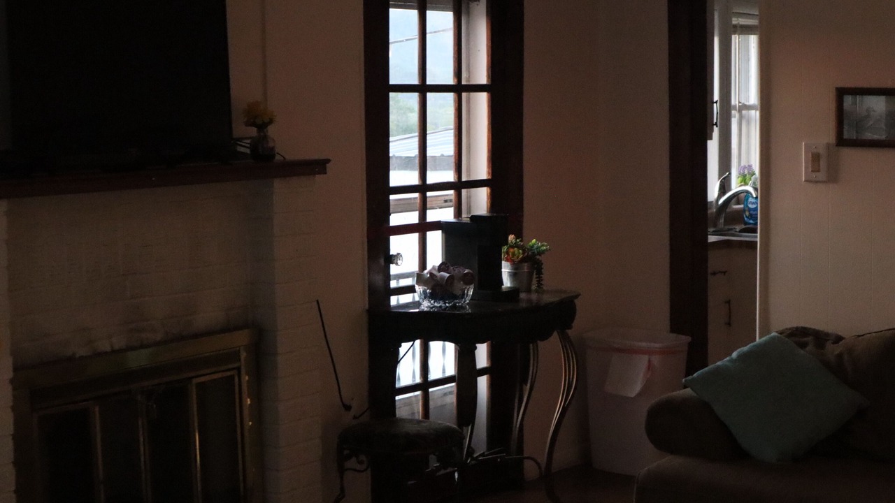 Photo of Livingroom in Jellico