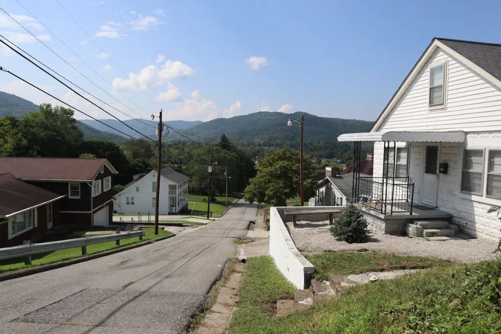 Photo of Outdoor in Jellico