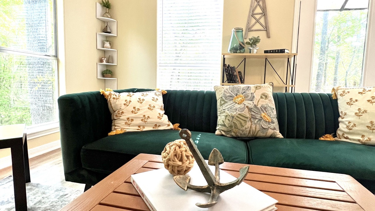 Photo of Livingroom in Montgomery