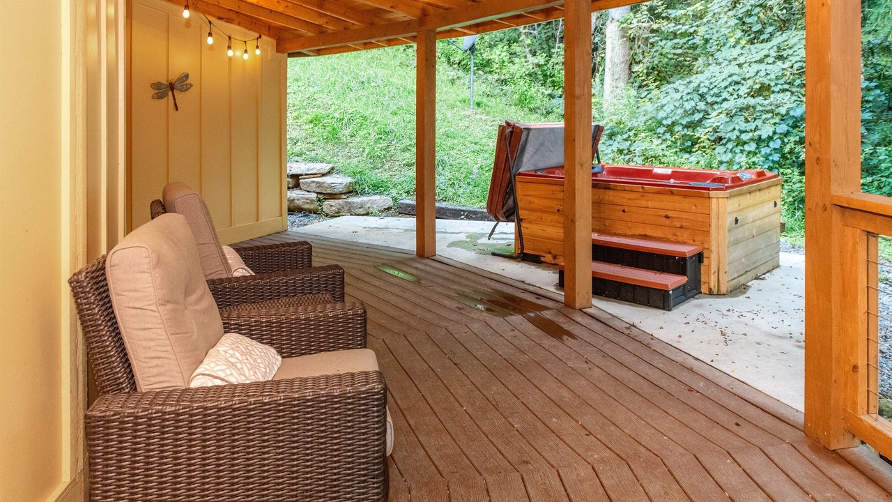 Photo of Patio Balcony in Cherokee