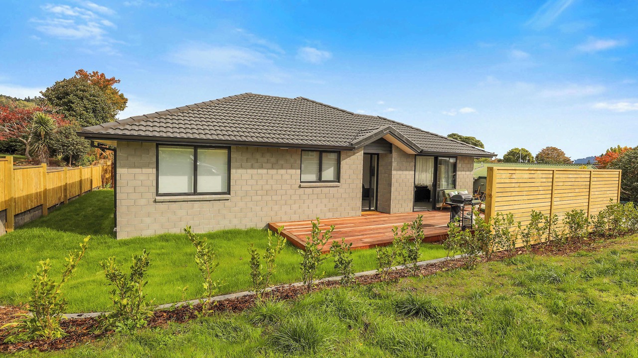 Photo of Others in Lynmore