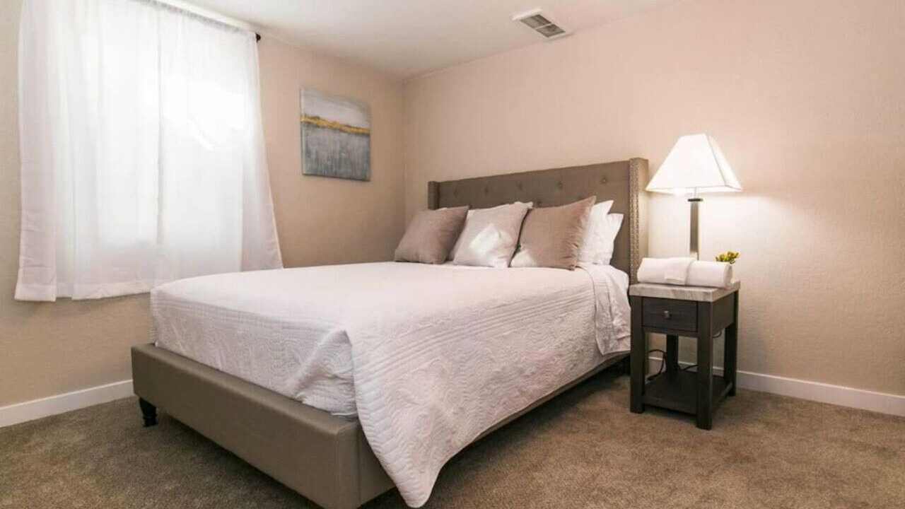 Photo of Bedroom in Berkley