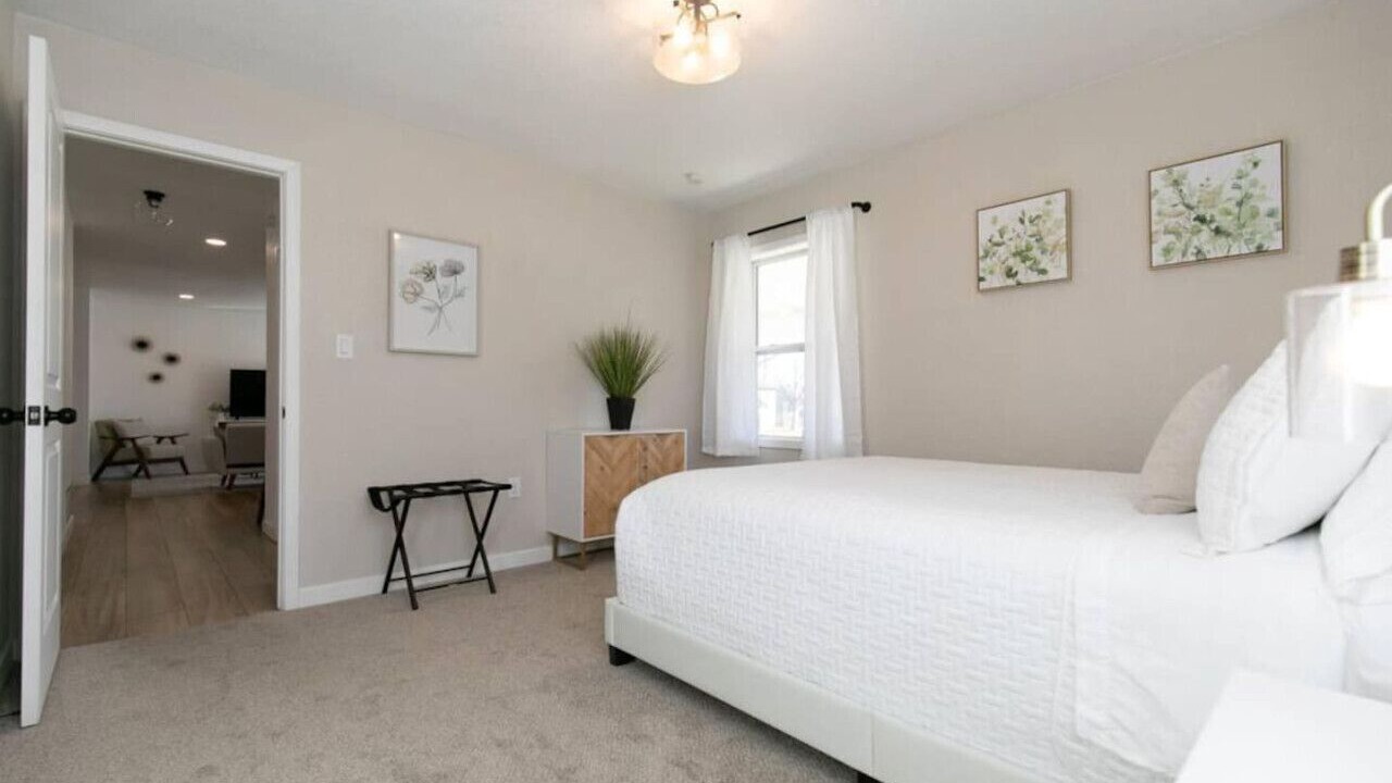Photo of Bedroom in Berkley