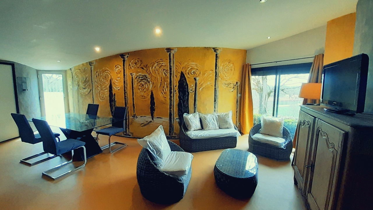 Photo of Livingroom in Saint-Santin-de-Maurs
