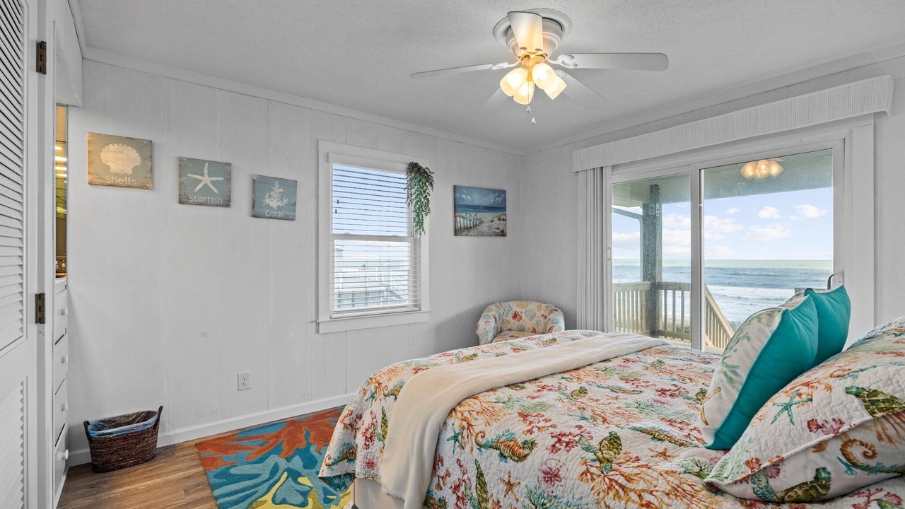 Photo of Others in Pine Knoll Shores