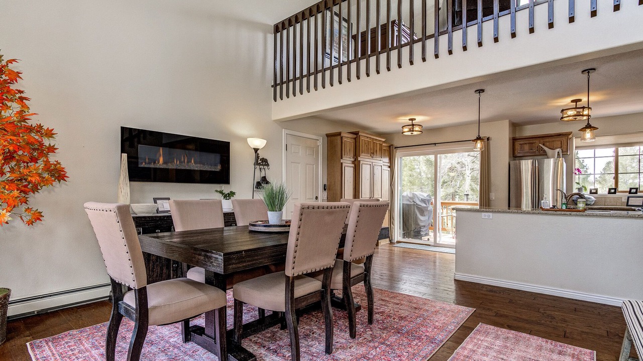 Photo of Livingroom in Spring Valley