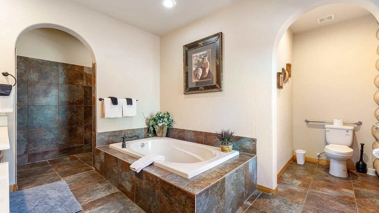 Photo of Bathroom in Greer
