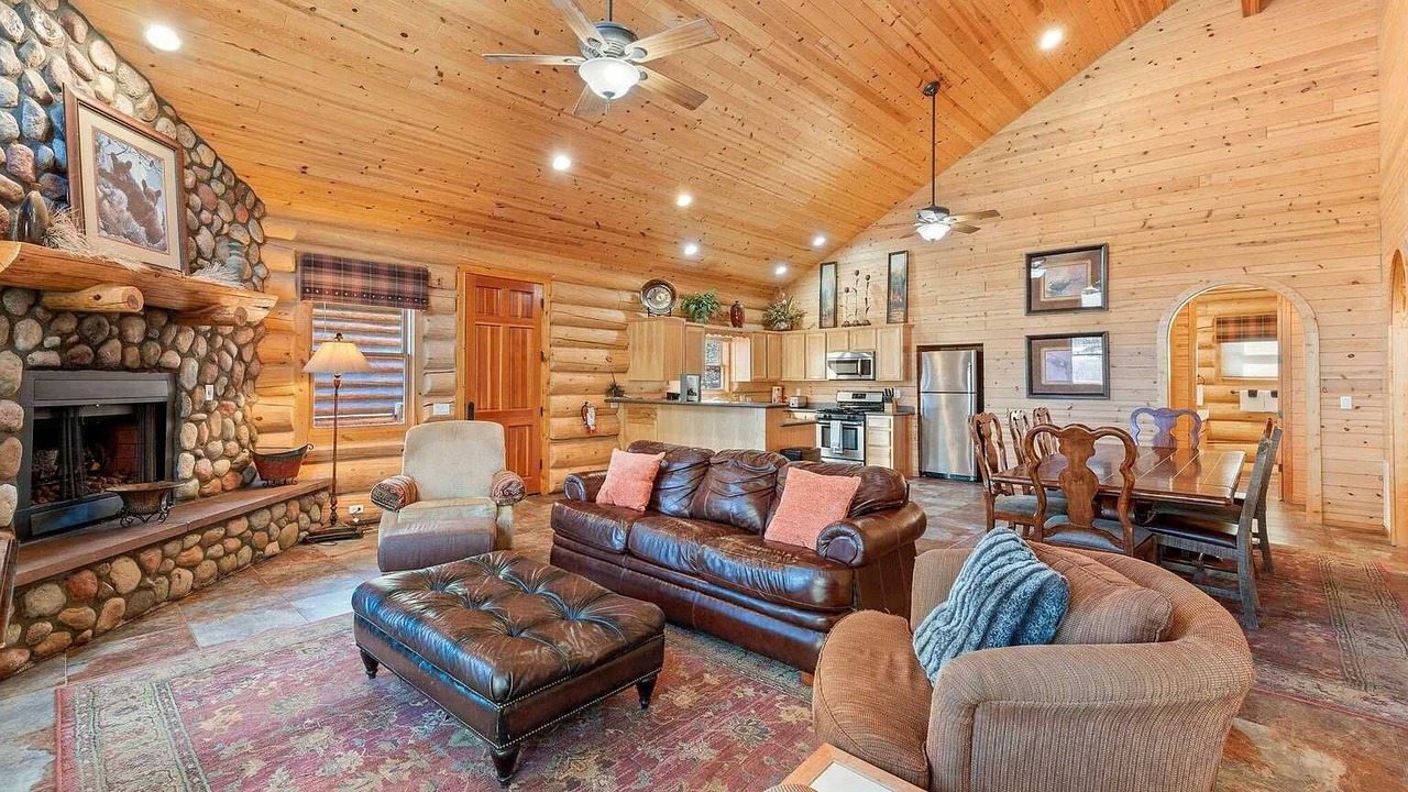 Photo of Livingroom in Greer