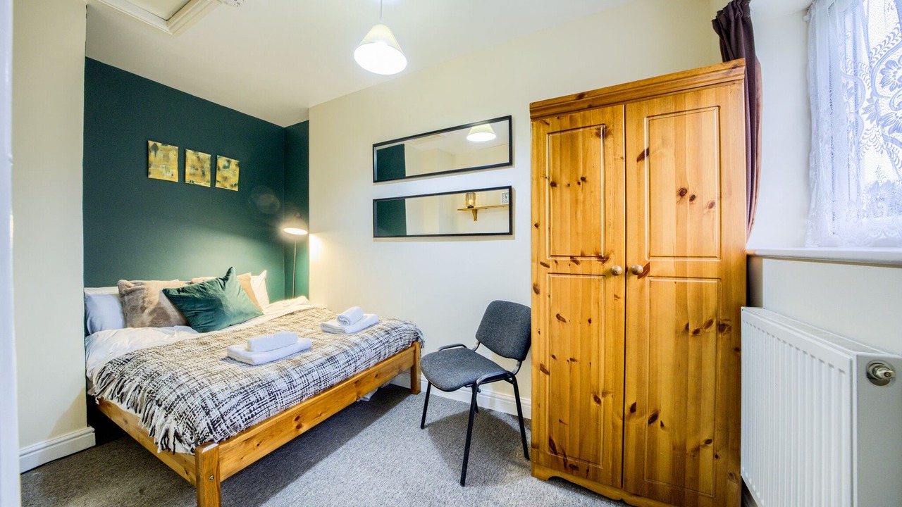 Photo of Bedroom in Tatenhill