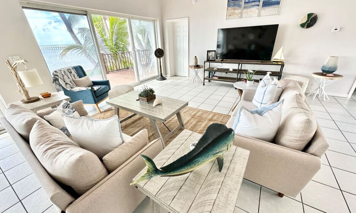 Photo of Livingroom in Sugarloaf Key