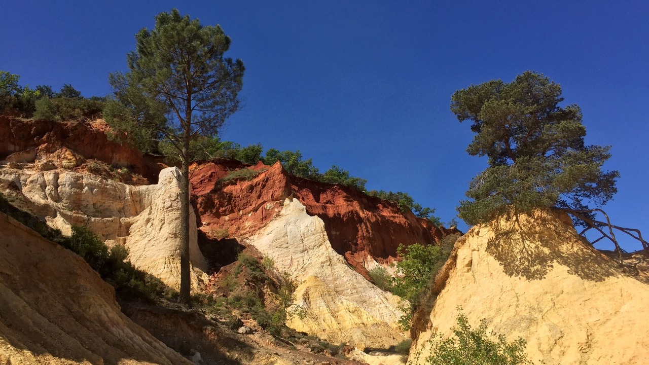 Photo of Others in Saint-Saturnin-les-Apt