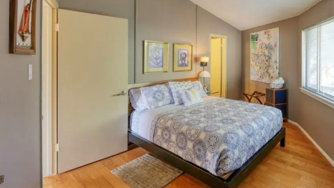 Photo of Bedroom in Lakeway