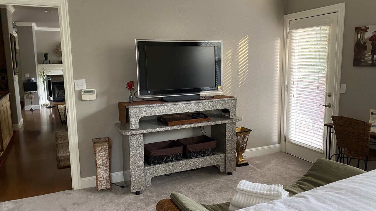 Photo of Bedroom in Maysville