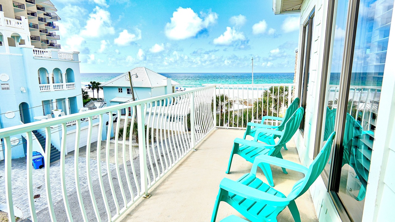 Photo of Patio Balcony in Gulf Lagoon Beach
