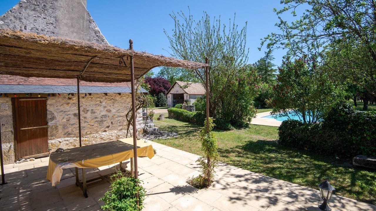 Photo of Outdoor in Ambillou