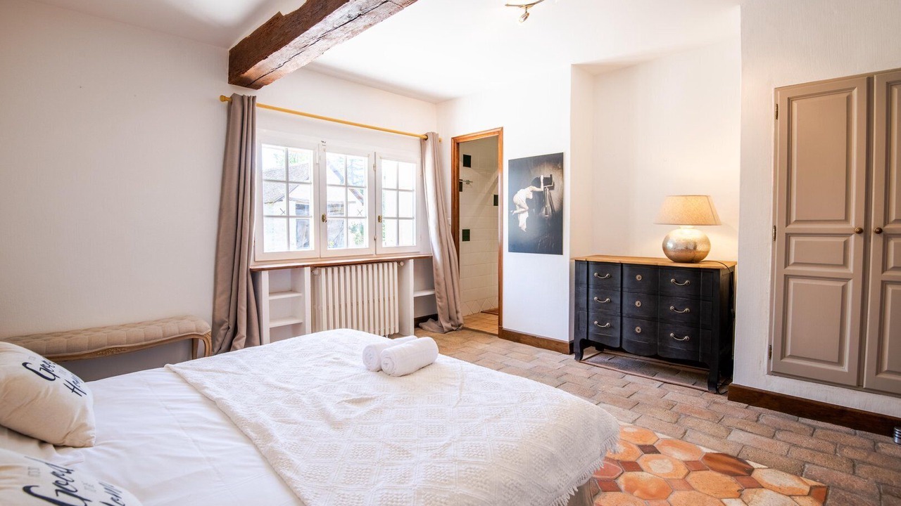 Photo of Bedroom in Ambillou