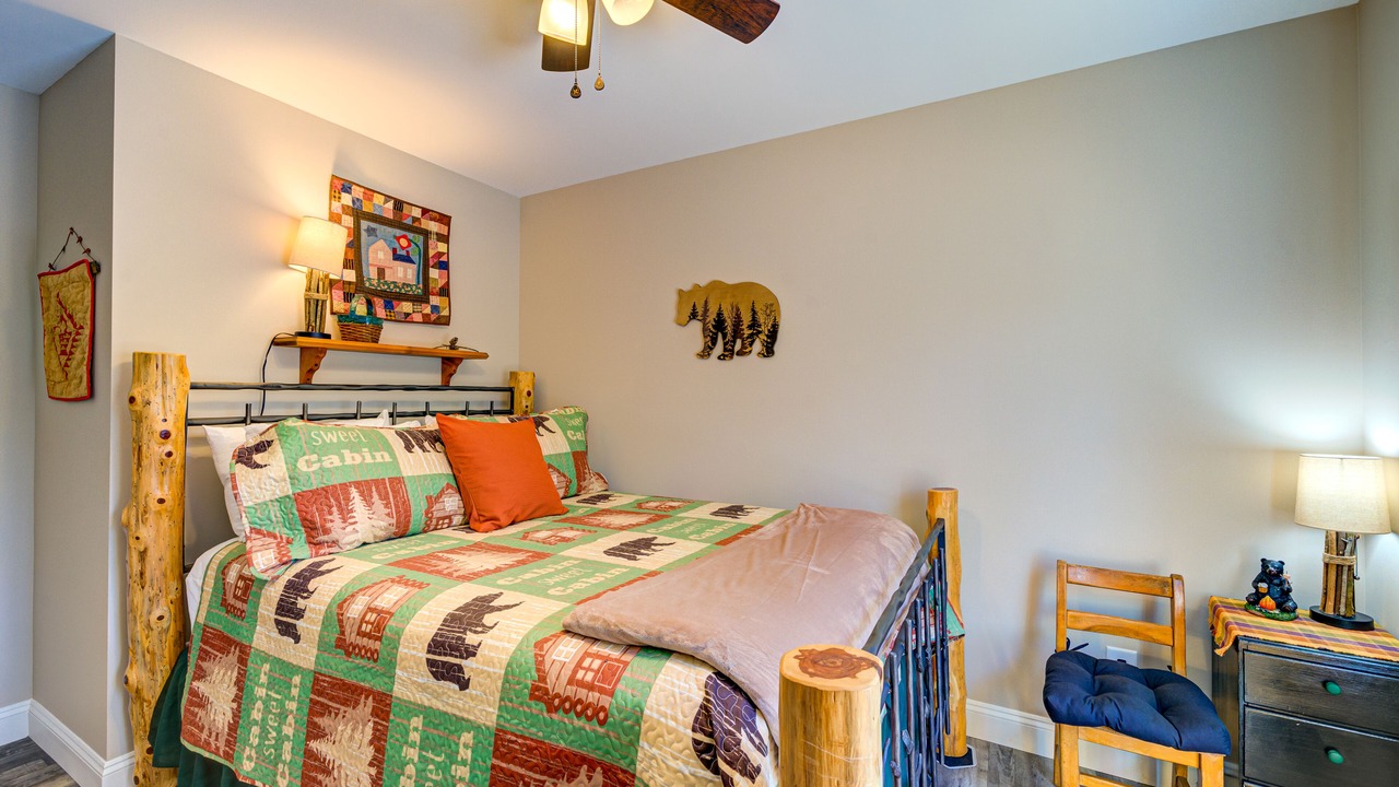 Photo of Bedroom in Eagle Mountain