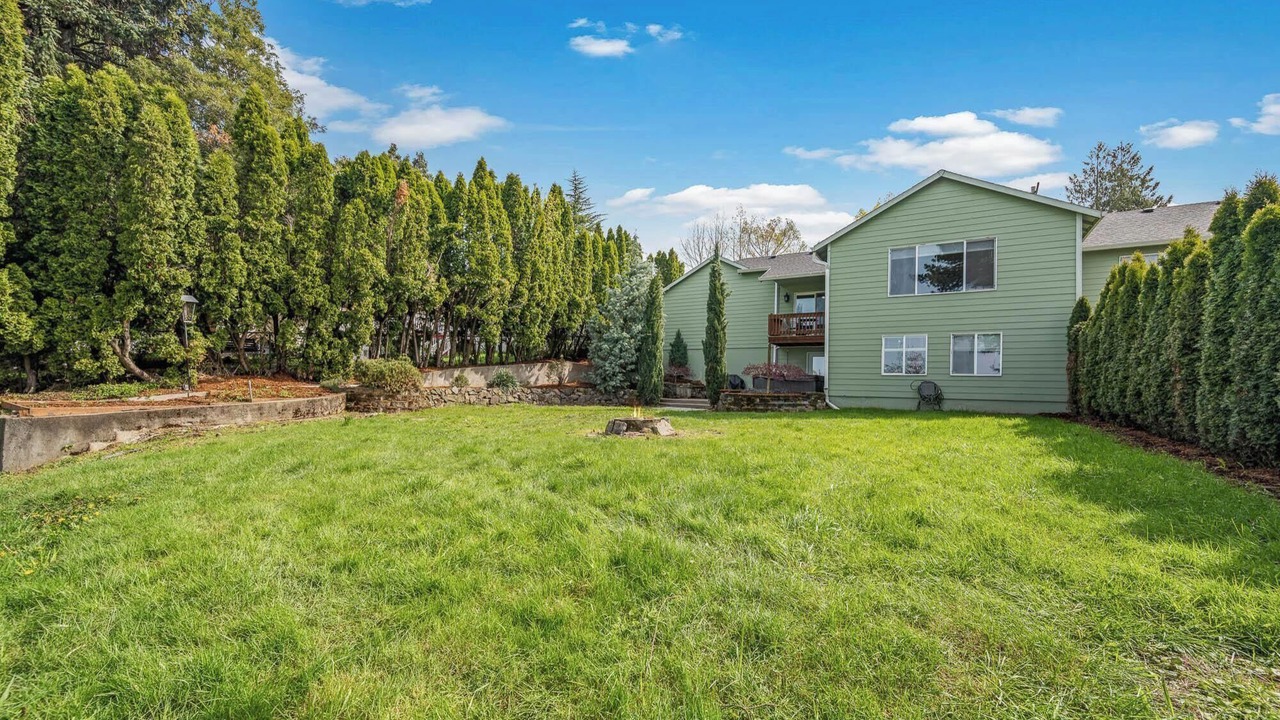 Photo of Outdoor in Lents