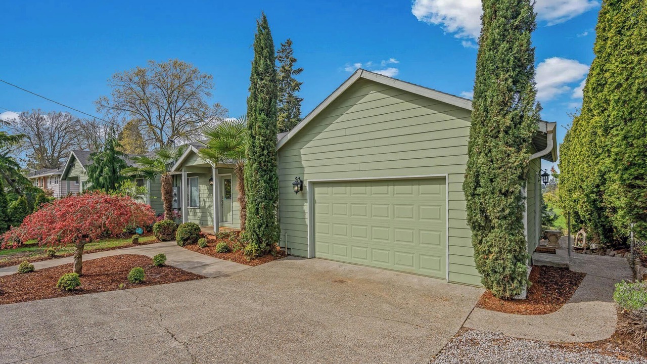 Photo of Outdoor in Lents