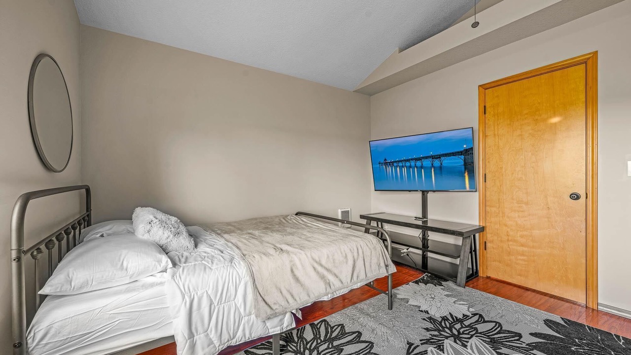 Photo of Bedroom in Lents