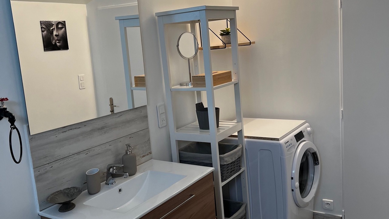 Photo of Bathroom in Saint-Martin-d'Ardeche