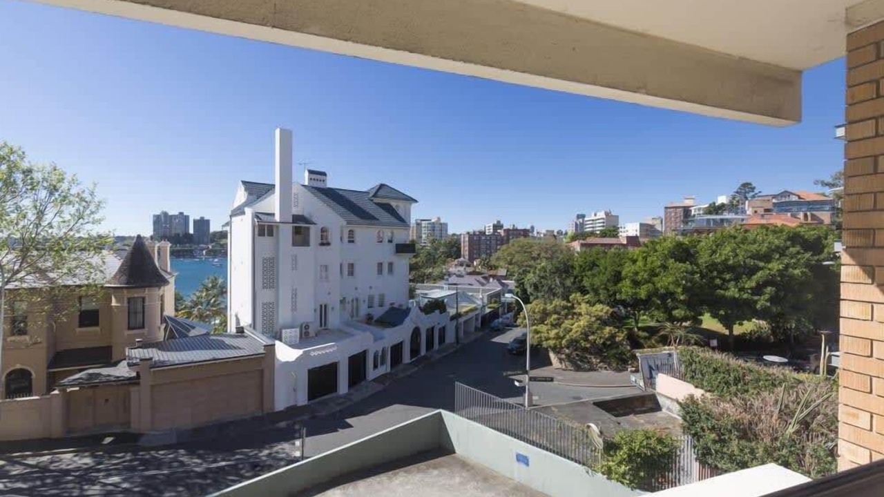 Photo of Others in Elizabeth Bay