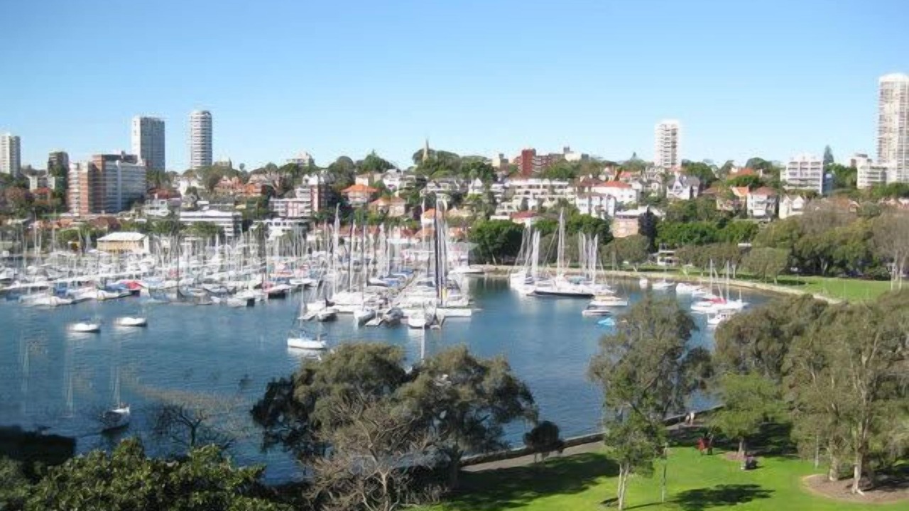 Photo of Others in Elizabeth Bay