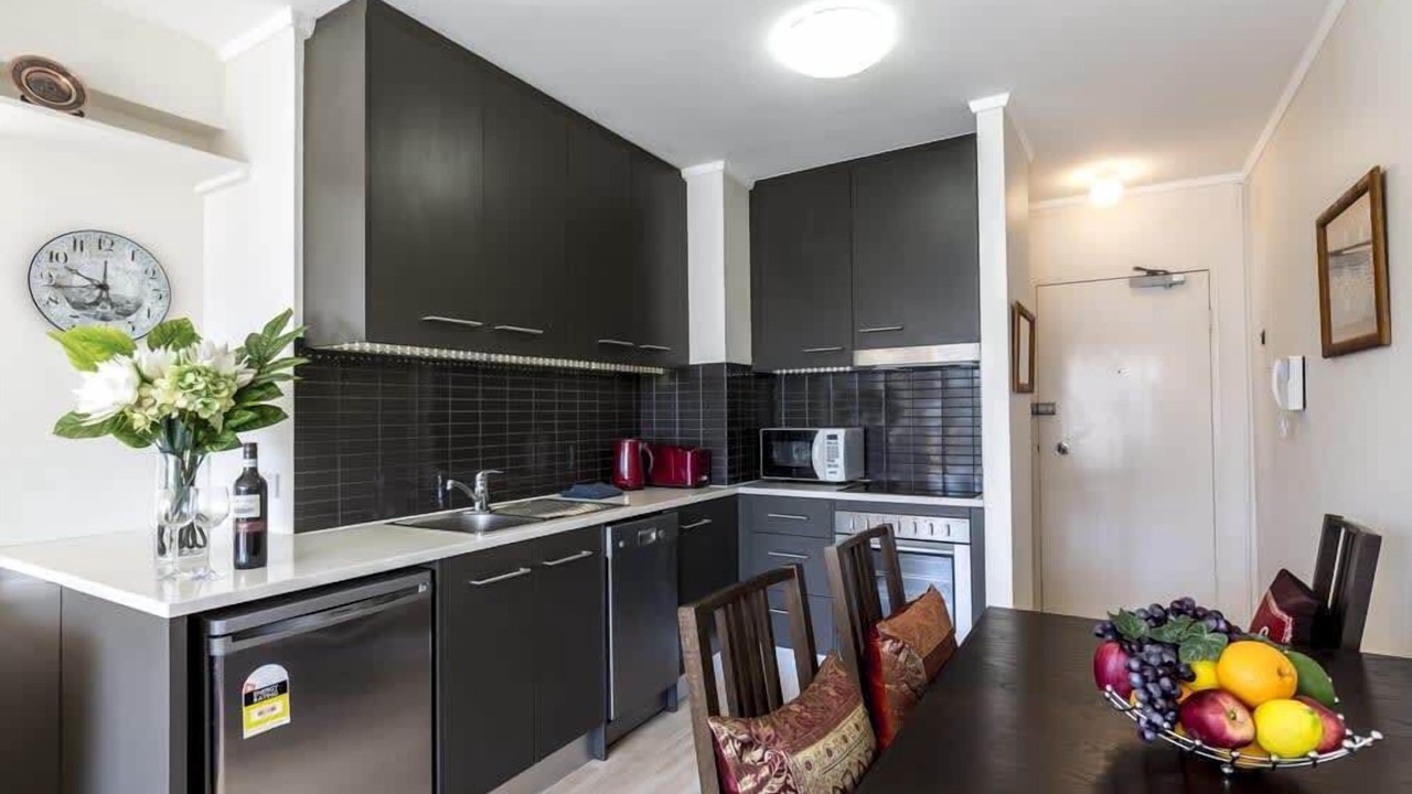 Photo of Others in Elizabeth Bay