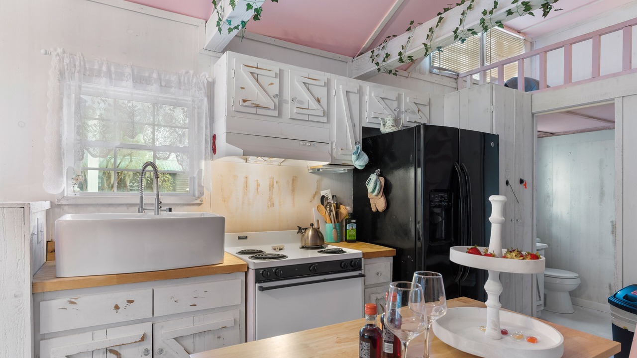 Photo of Kitchen in Maurepas