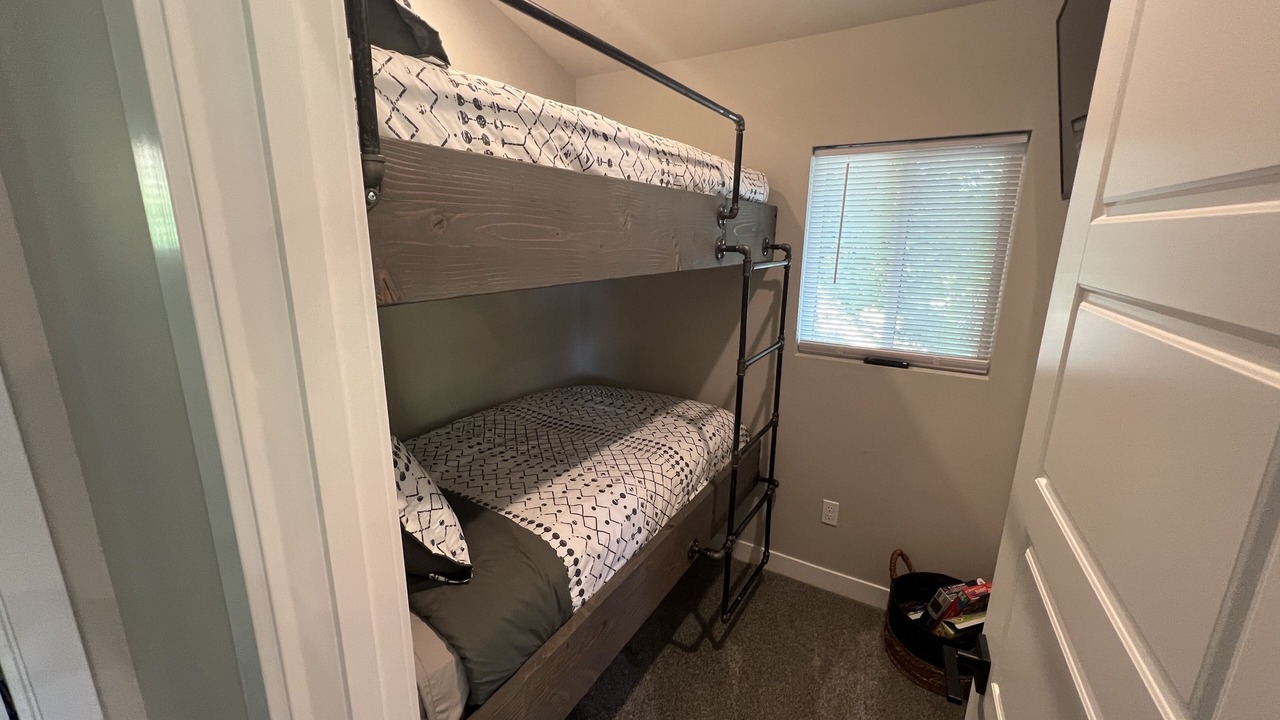 Photo of Bedroom in Lake Ozark