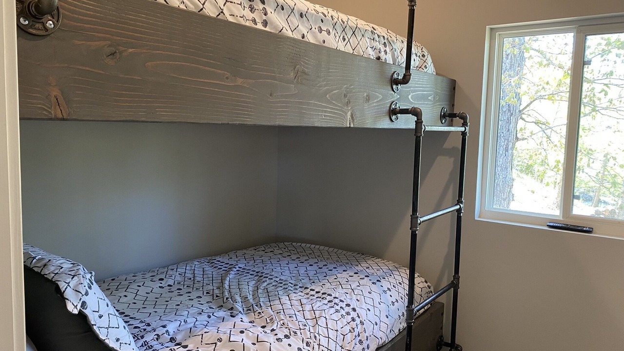 Photo of Bedroom in Lake Ozark