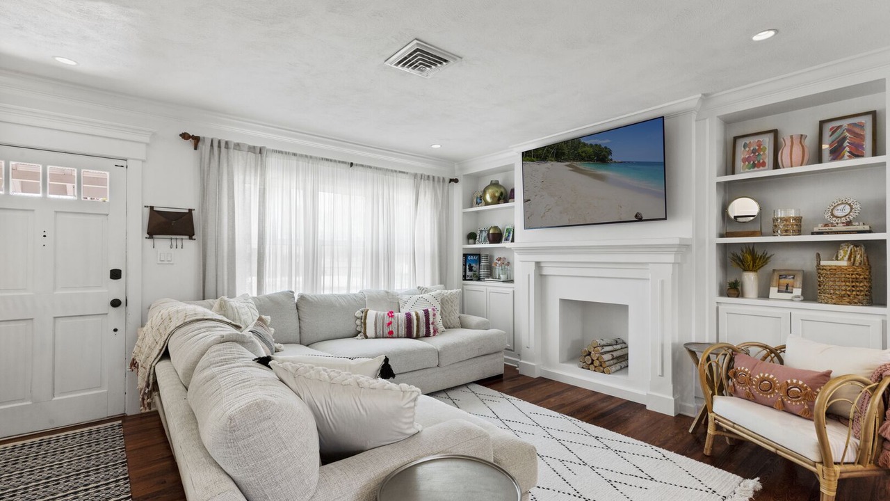 Photo of Livingroom in Riverside Park