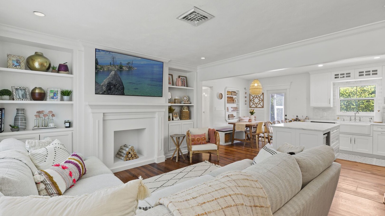 Photo of Livingroom in Riverside Park