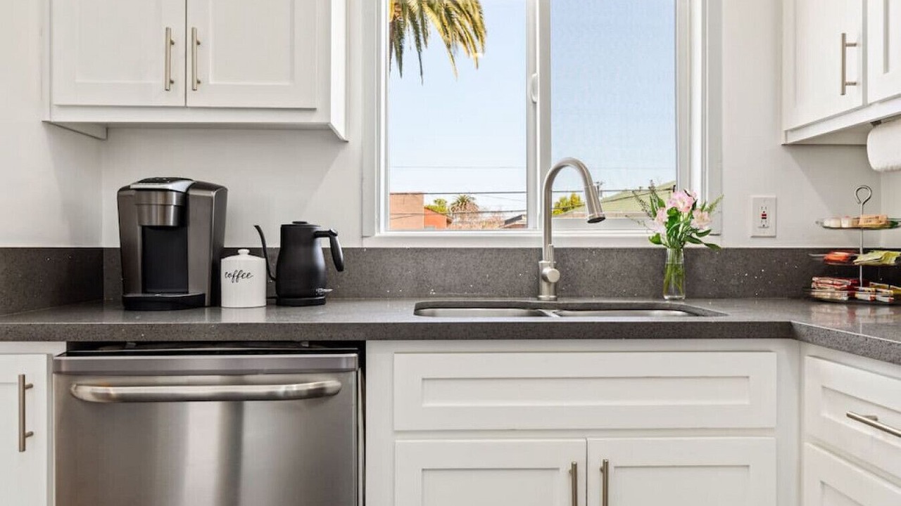 Photo of Kitchen in Alamitos Beach