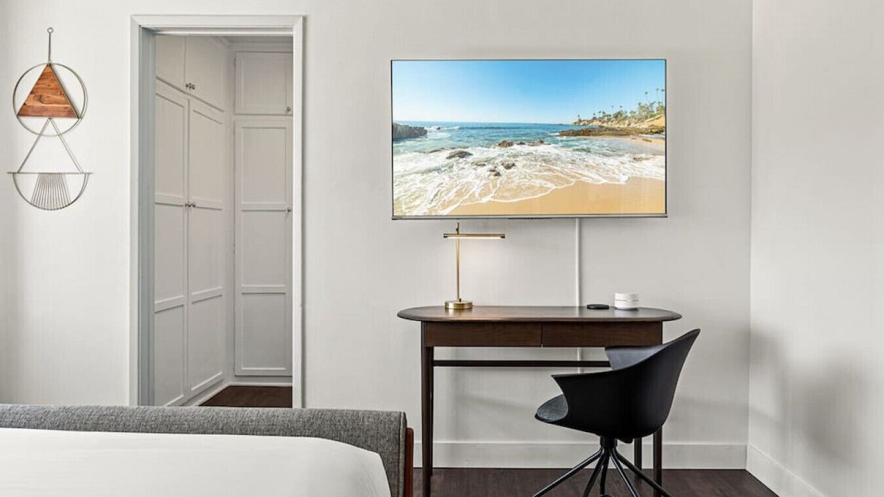 Photo of Bedroom in Alamitos Beach
