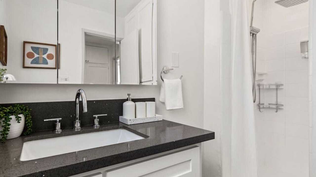 Photo of Bathroom in Alamitos Beach
