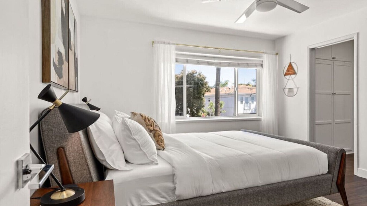 Photo of Bedroom in Alamitos Beach