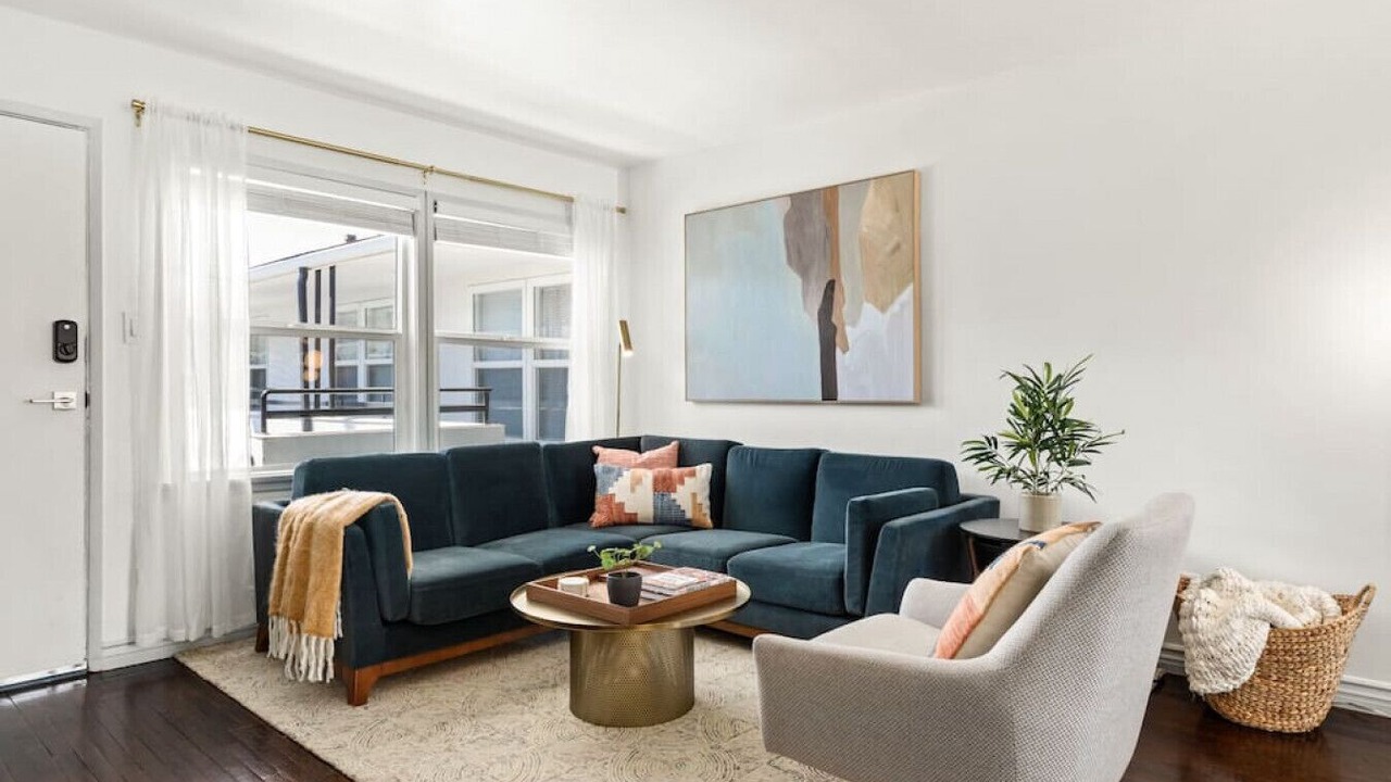 Photo of Livingroom in Alamitos Beach