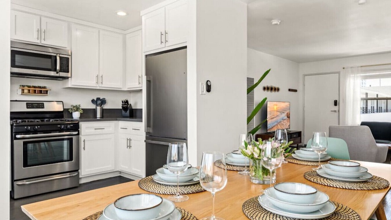 Photo of Kitchen in Alamitos Beach