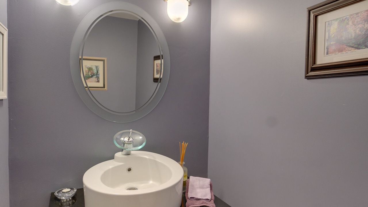 Photo of Bathroom in Marina Peninsula