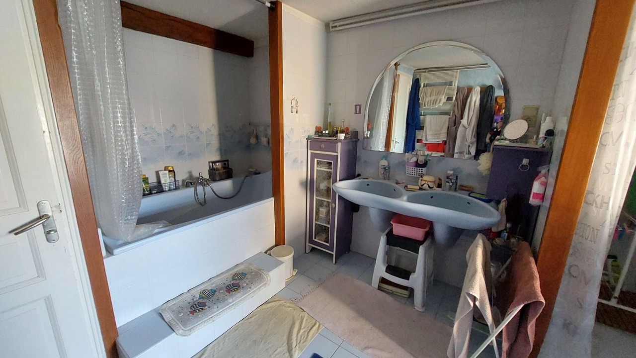 Photo of Bathroom in Saint-Denis