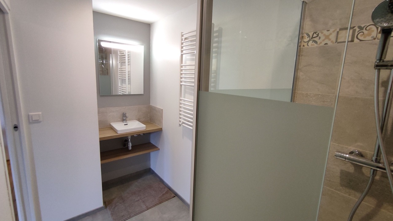 Photo of Bathroom in Guer