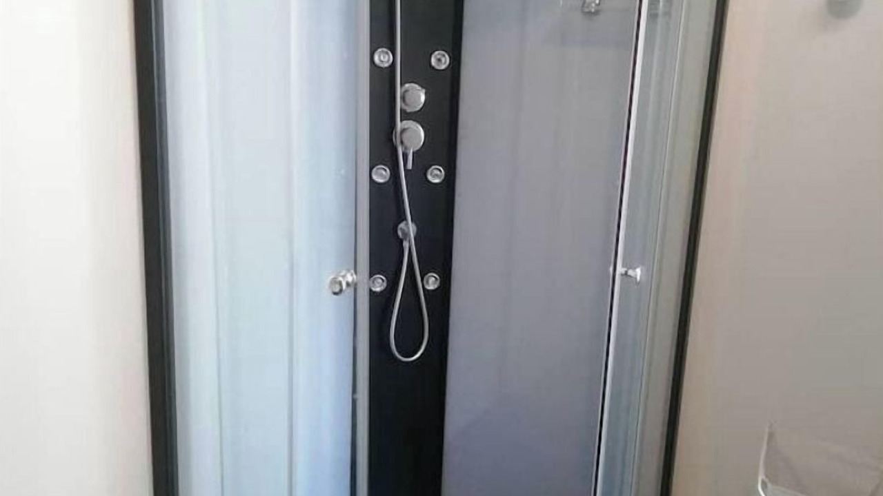 Photo of Bathroom in Aste