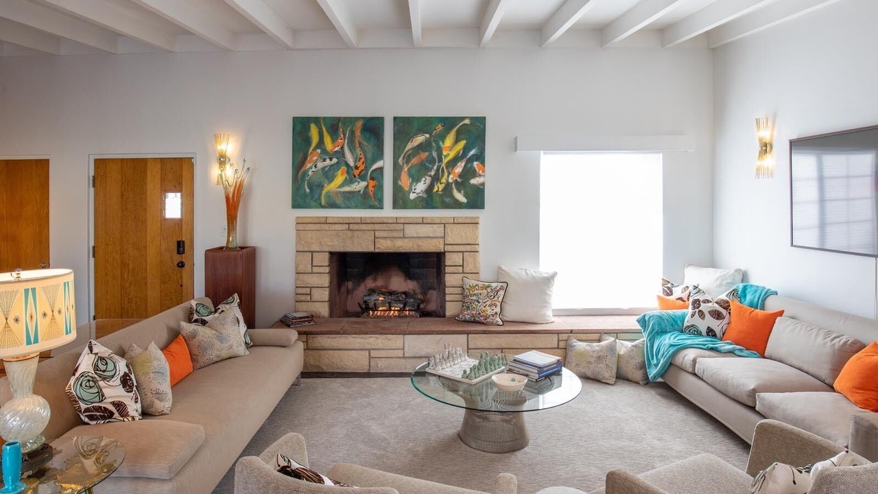 Photo of Livingroom in Warm Sands