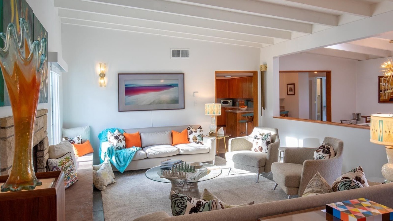 Photo of Livingroom in Warm Sands