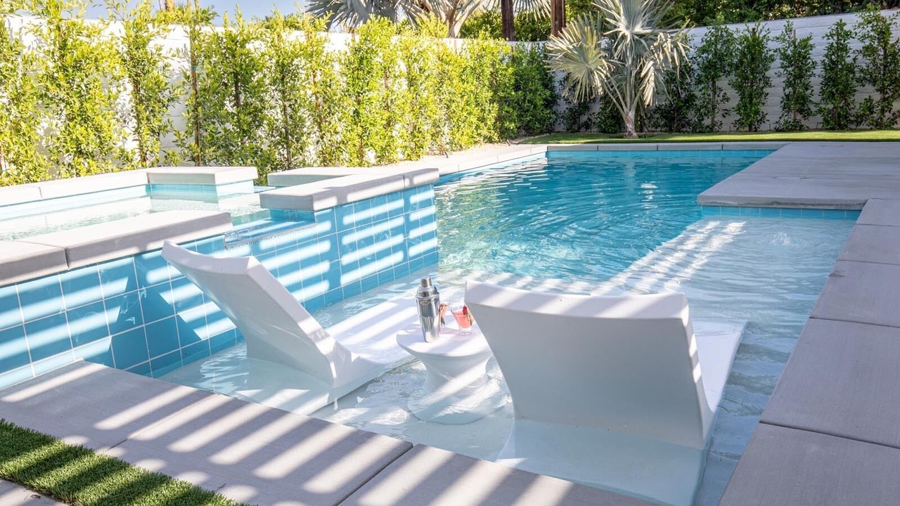 Photo of Outdoor in Warm Sands