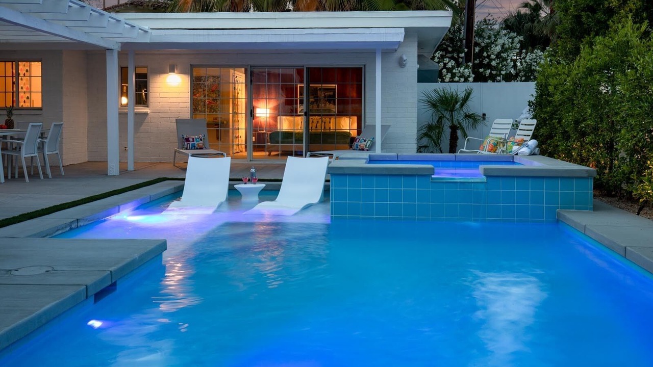 Photo of Outdoor in Warm Sands