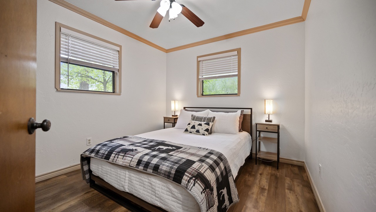 Photo of Bedroom in Broken Bow