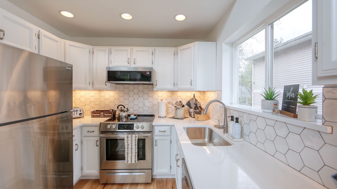 Photo of Kitchen in Rockaway Beach