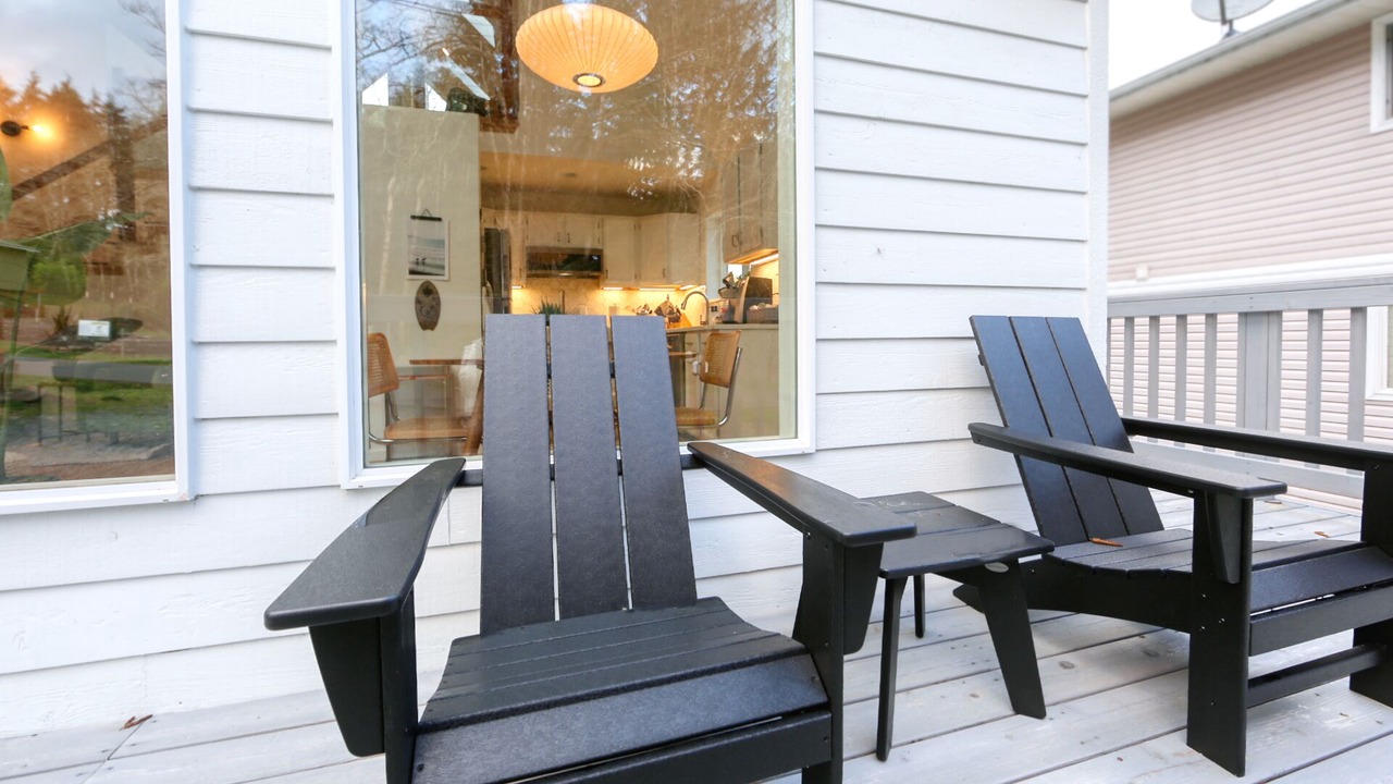 Photo of Patio Balcony in Rockaway Beach